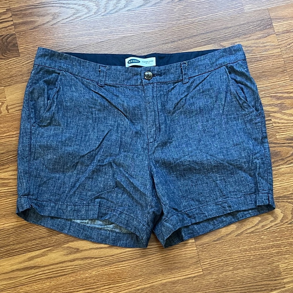 Old Navy Linen Blend Everyday Mid-Rise Shorts